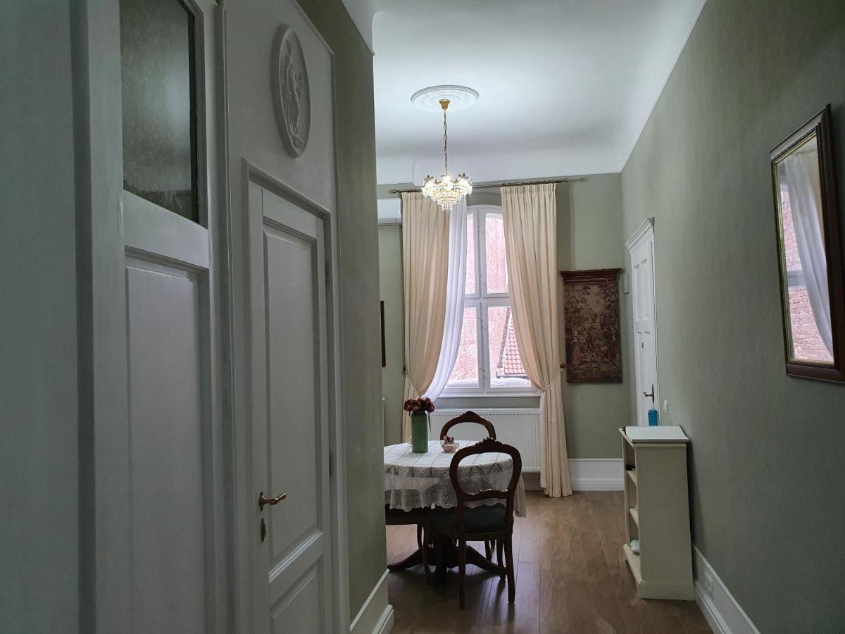 Elisabeth Apartment 오라데아 외부 사진